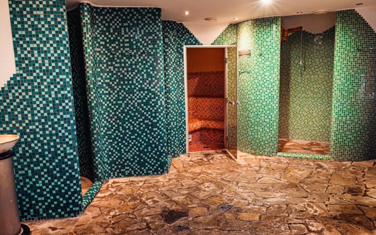 Hotel Horal Rožnov pod Radhoštěm Esterno foto