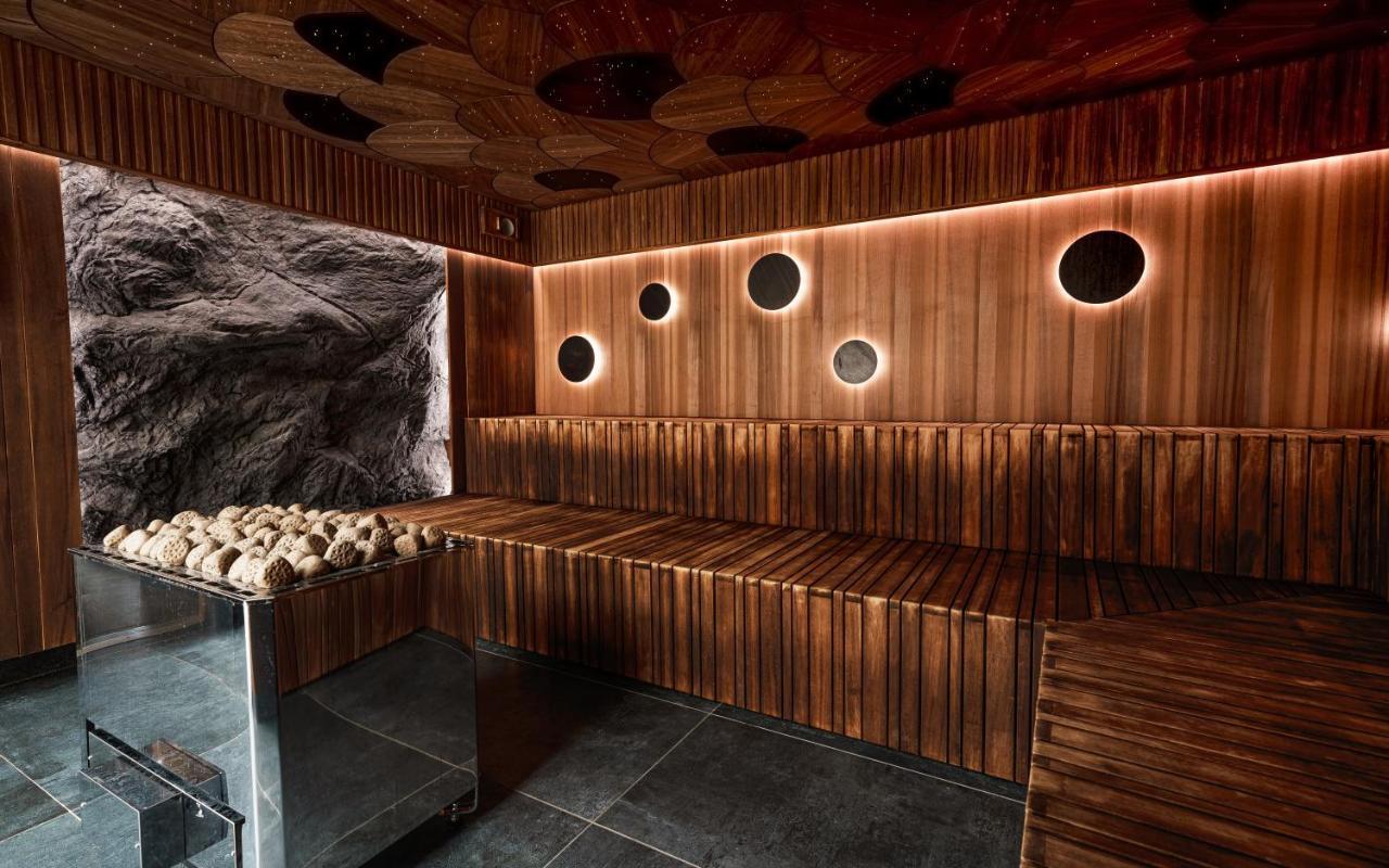 Hotel Horal Rožnov pod Radhoštěm Esterno foto